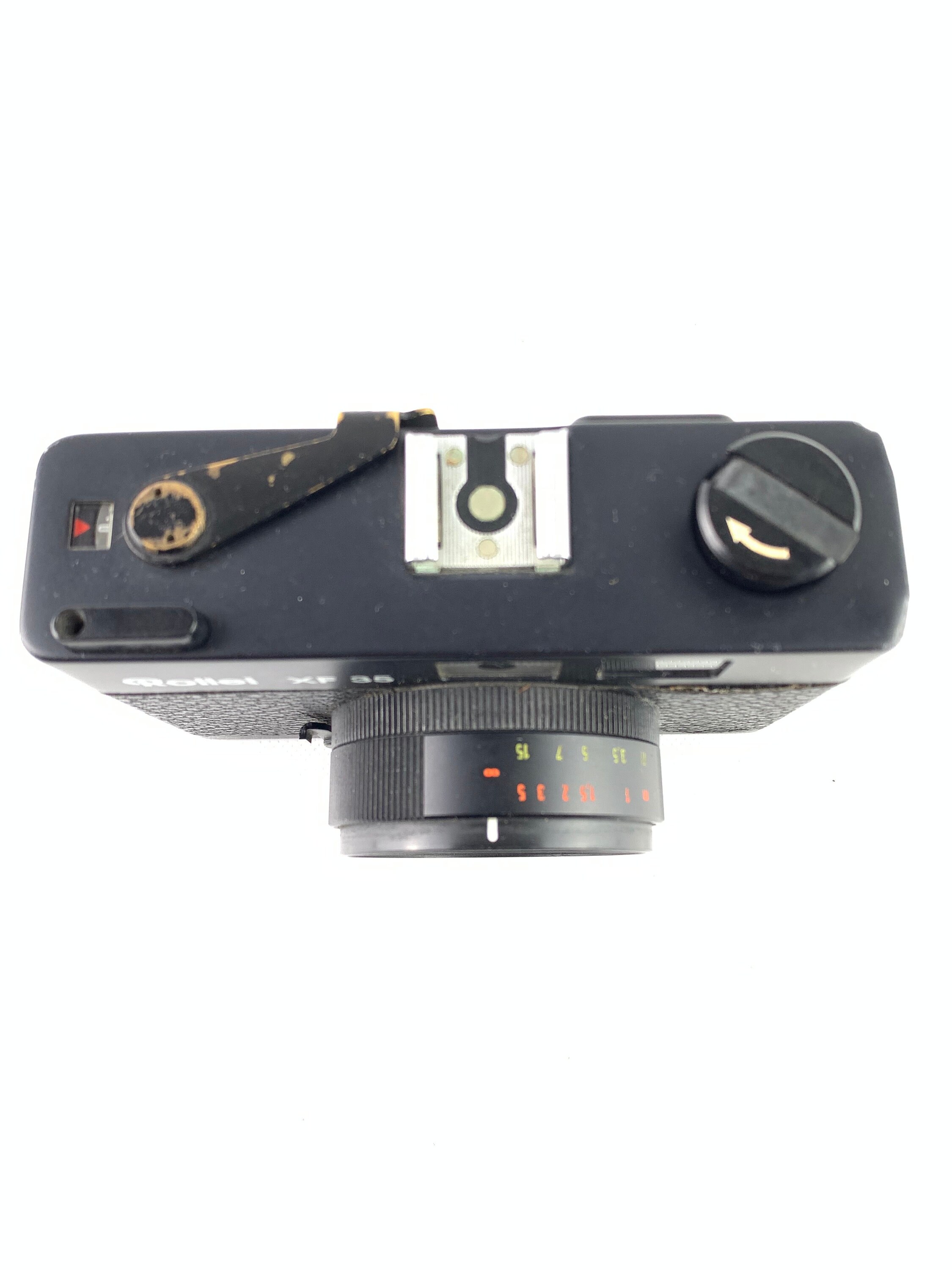 Rollei XF 35：ゾナーレンズ搭載のヴィンテージ35mmフィルムカメラ