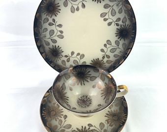 Nefertiti Porcelain Plate: 22K Gold Egyptian Decor - Etsy