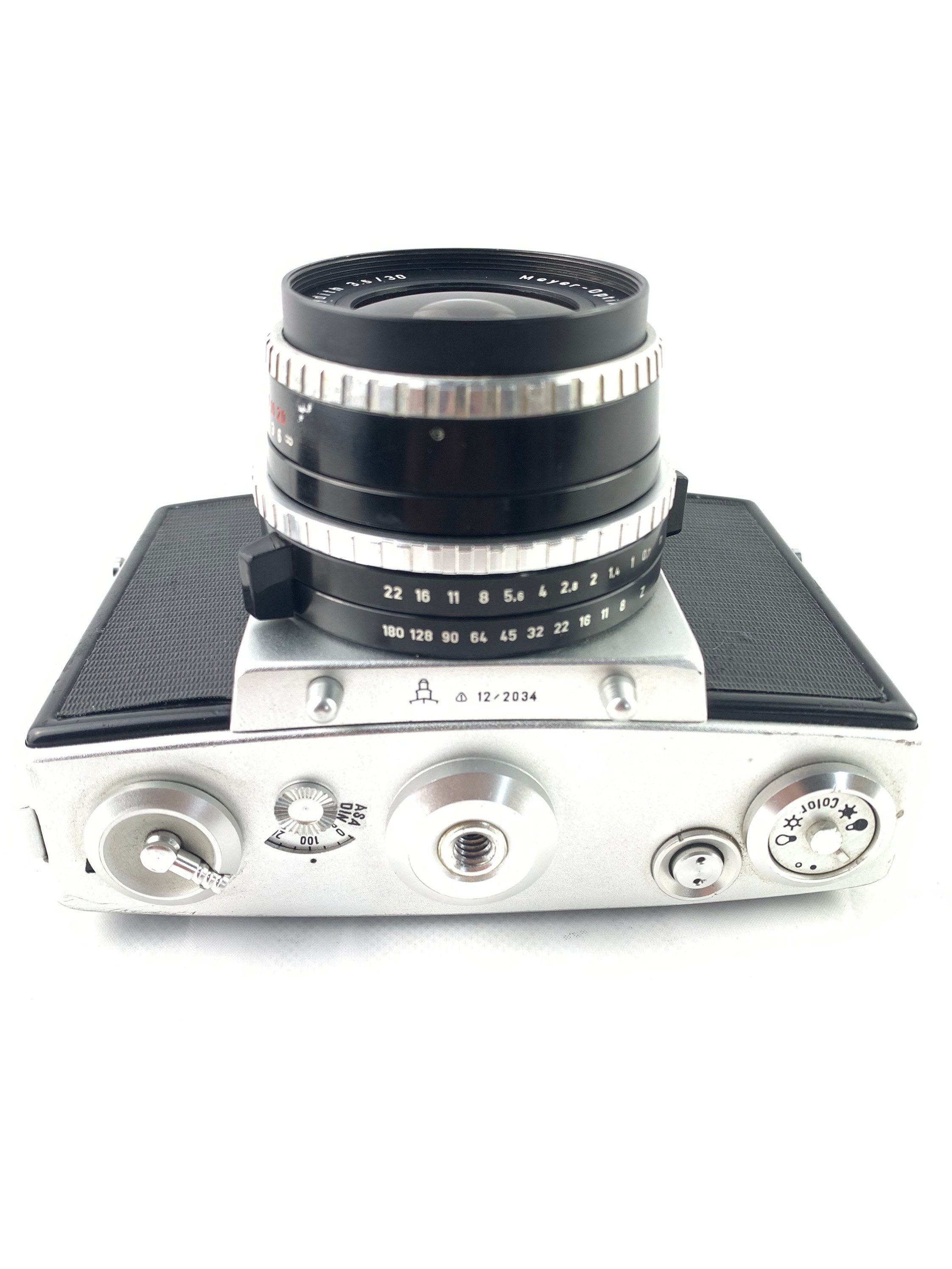Rare Pentina M 35mm SLR Camera: German Collectible, 1960s Pentacon