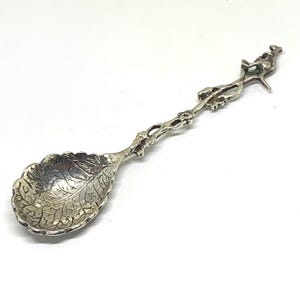 800 Silver Kangaroo Souvenir Spoon: Vintage Collectible Silverware