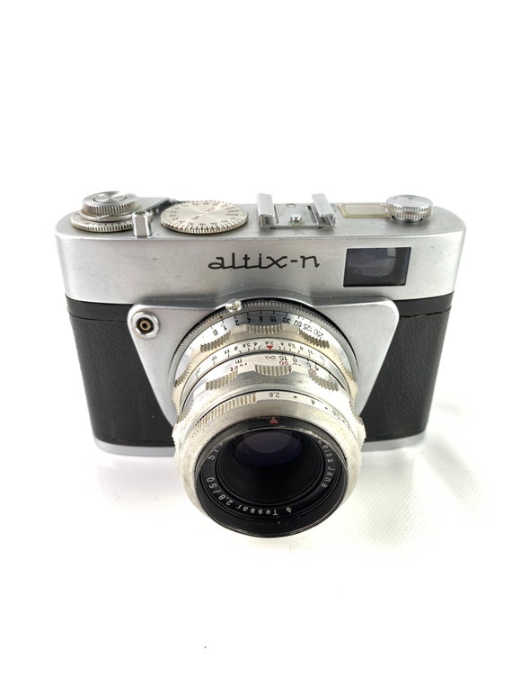 フィルムカメラ Altair ヴィンテージ Altix-N 35 mm フィルムカメラ（Carl Zeiss レンズと