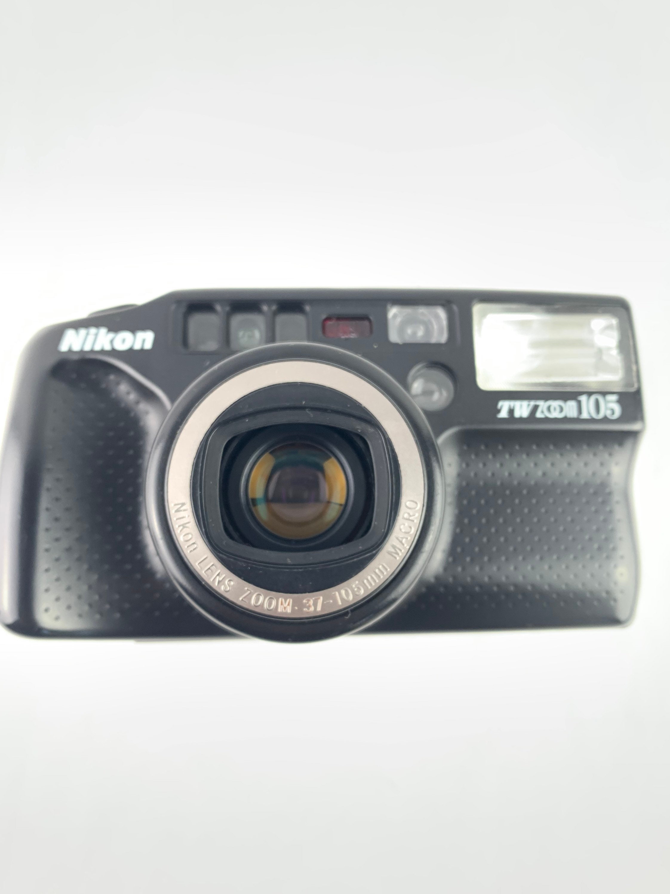 ビンテージ Nikon TW Zoom 105: ワールドタイム デイトバック 35 mm