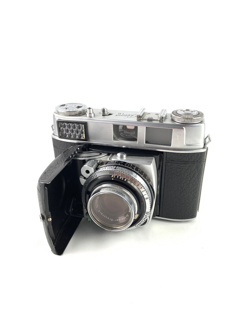 Kodak Retina 1 B, appareil photo vintage, appareil photo argentique, appareil photo allemand, appareil photo 35 mm, appareil photo des années 50, appareil photo à viseur, appareil photo à collectionner, Photographie image 2