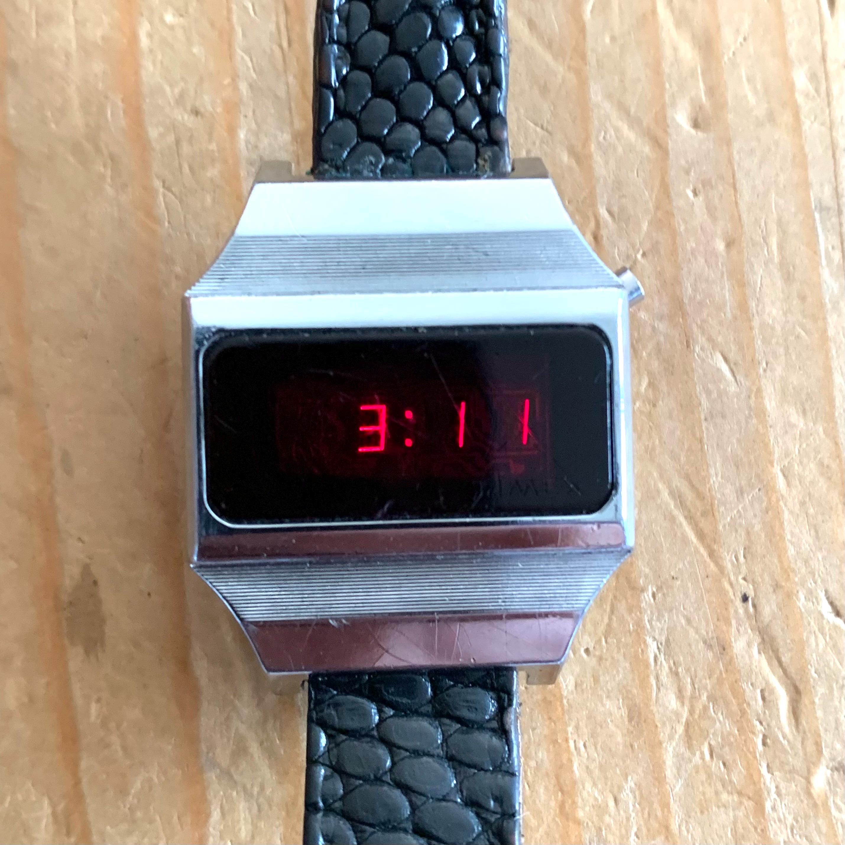 【新品未使用】TIMEX タイメックス SSQ デジタル 腕時計 ウォッチ TIMEX＜タイメックス＞初のLCD搭載デジタルウォッチ『SSQ Digital