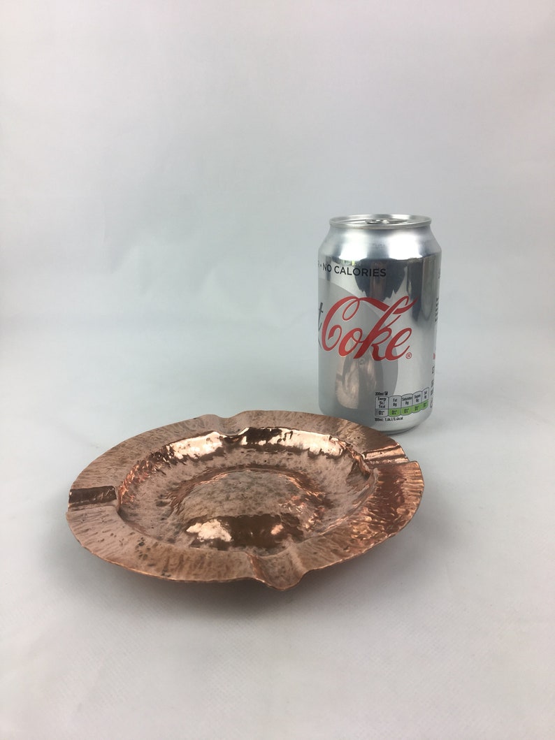 Beautifully hammered Copper ashtray Collectible ashtray Mid Century Ashtray Tobacciana Art and Collectibles Collectibles Ashtrays