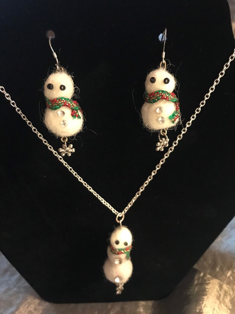 Alpaca Fiber Snowmen Earrings and Necklace