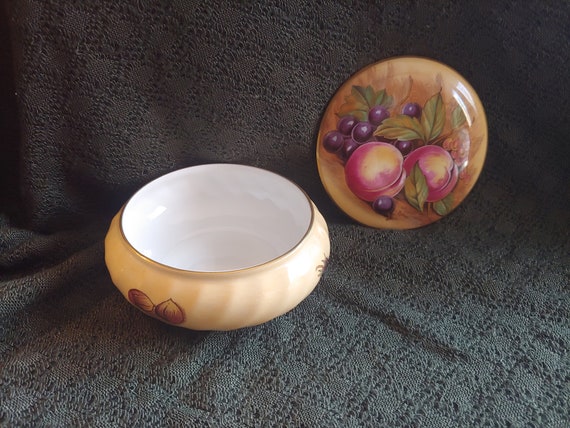 Aynsley Hand Painted 20th Century Bone China Trinket Jewelry Box