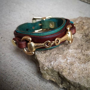 Leather bracelet with horse bit