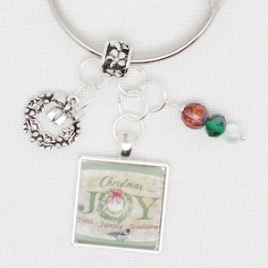 Christmas Joy Floss Ring / thread drop/ thread keeper for cross stitch or embroidery floss