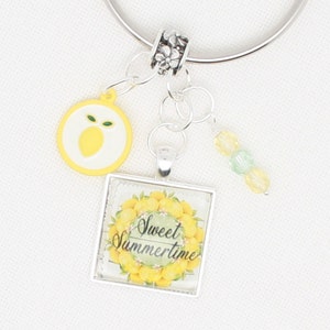 Sweet Summertime Floss Ring / thread drop/ thread keeper for cross stitch or embroidery floss