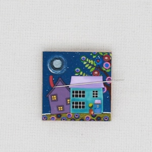House magnetic needle minder/cover minder for cross stitch/embroidery/needlepoint/diamond painting