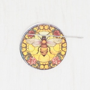 Bee needle minder/cover minder for cross stitch/embroidery/needlepoint/diamond painting