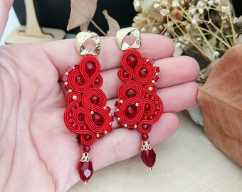 Rote Flamenco Ohrringe, rote Brautjungfer Kronleuchter, rote Boho Ohrringe, handgemachte Ohrringe, große rote souache Ohrringe