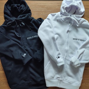 Sudadera con capucha con números romanos bordada personalizada, sudadera con capucha con cremallera, regalos personalizados para parejas, sudadera con capucha para parejas bordadas, sudadera con fecha de aniversario imagen 9