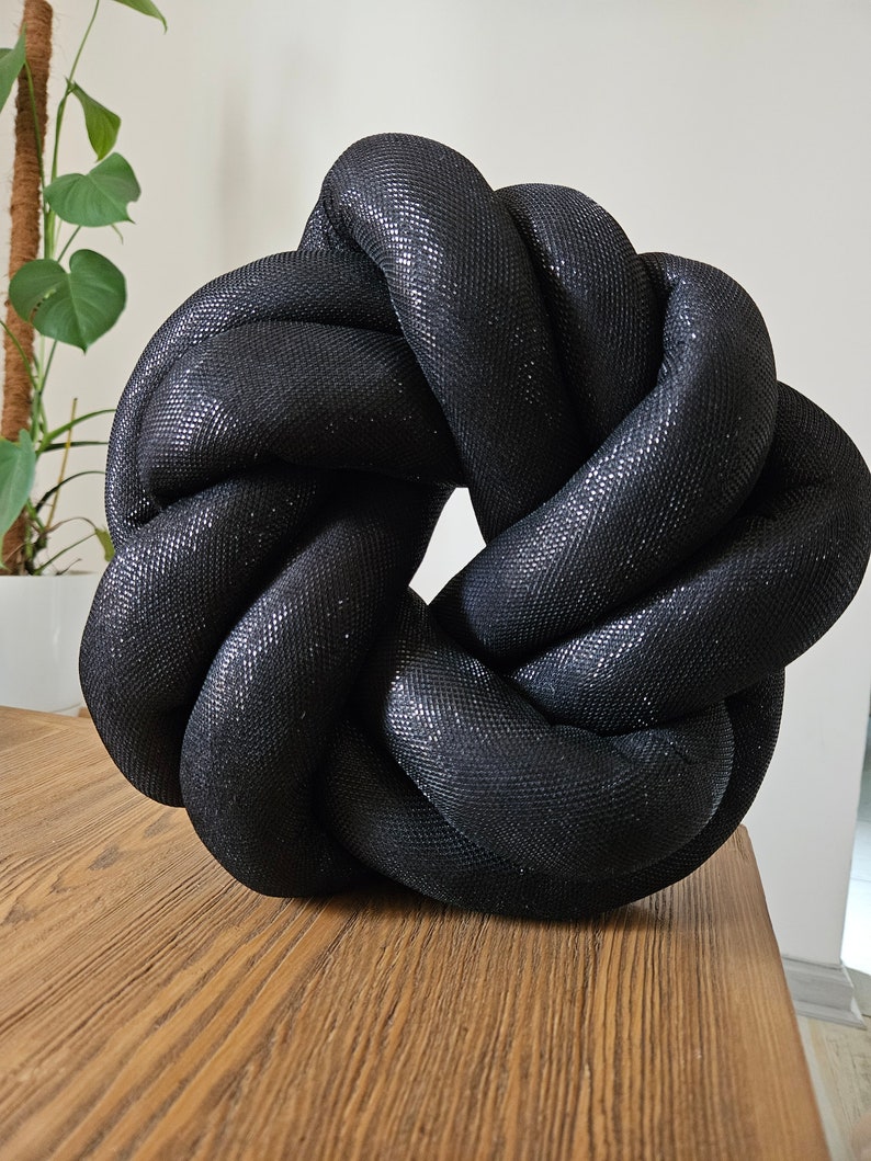 Almohada de nudo, almohada de nudo de serpiente negra, cojín de nudo, cojín de nudo de serpiente negro, almohada de serpiente negra, almohada de nudo grande, almohada de suelo grande imagen 10