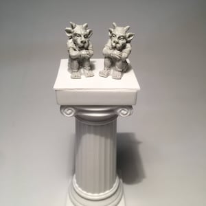 NEW! Set of 2 Miniature Plastic Gothic Gargoyle Statues - Dollhouse / Fantasy Diorama Decorations - 1:12 Scale