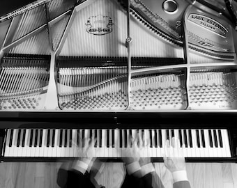 Piano -- photo, digital download