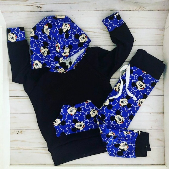 mickey mouse clothes for boy