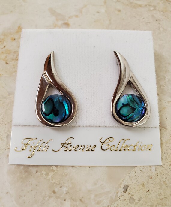 Signed Fifth Avenue Collection Butler