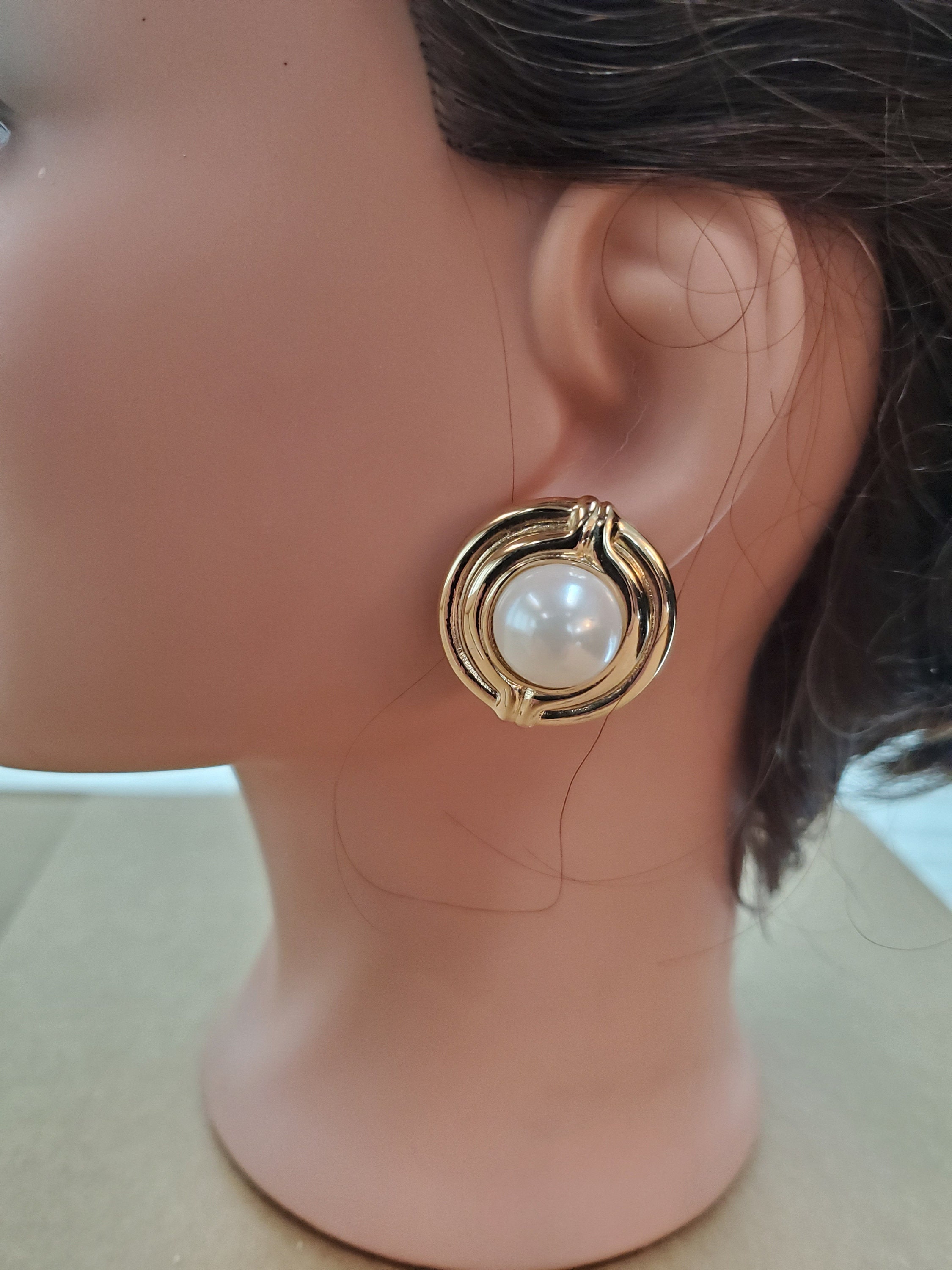 Signed Vintage Vendome Faux Pearl Gold Tone Button Clip on Earrings ...