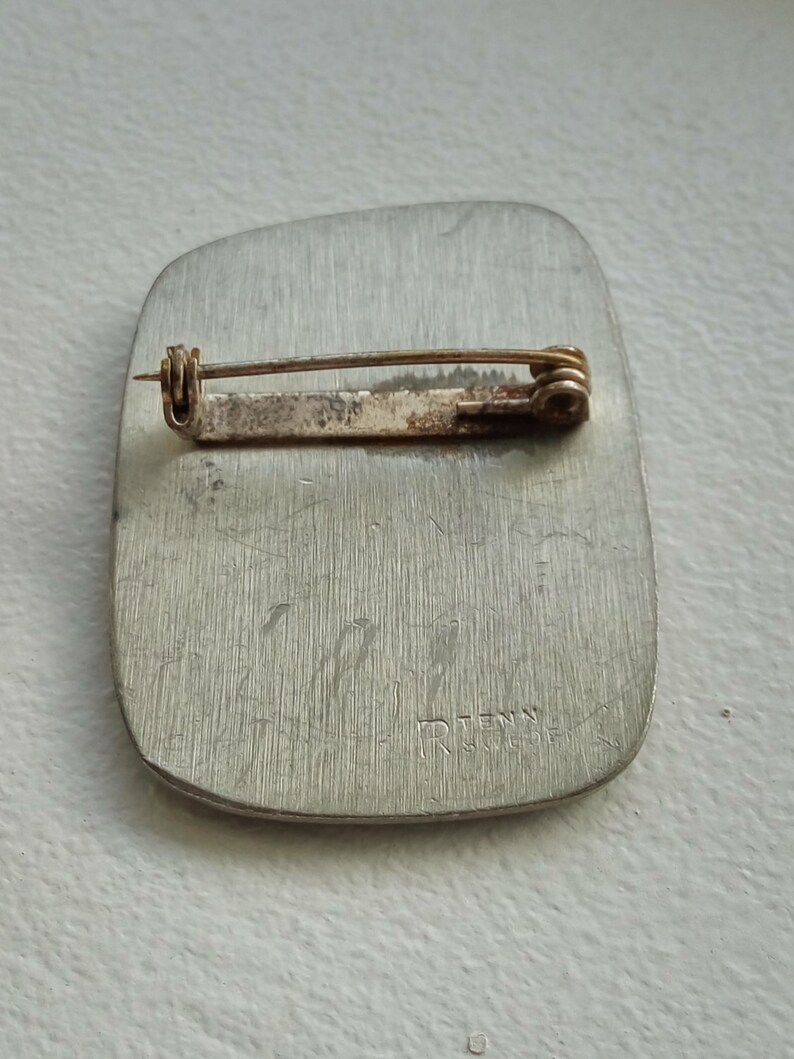 R Teene Sweden Vintage Pewter Floral Design Brooch Pin