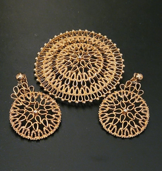 Sarah Coventry Goldtone Filigree Brooch and Clip … - image 3