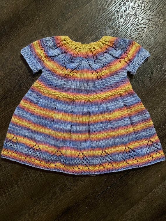 fairy leaves knit dress Free Bernat Fairy Leaves Dress Knitting Pattern for Toddlers