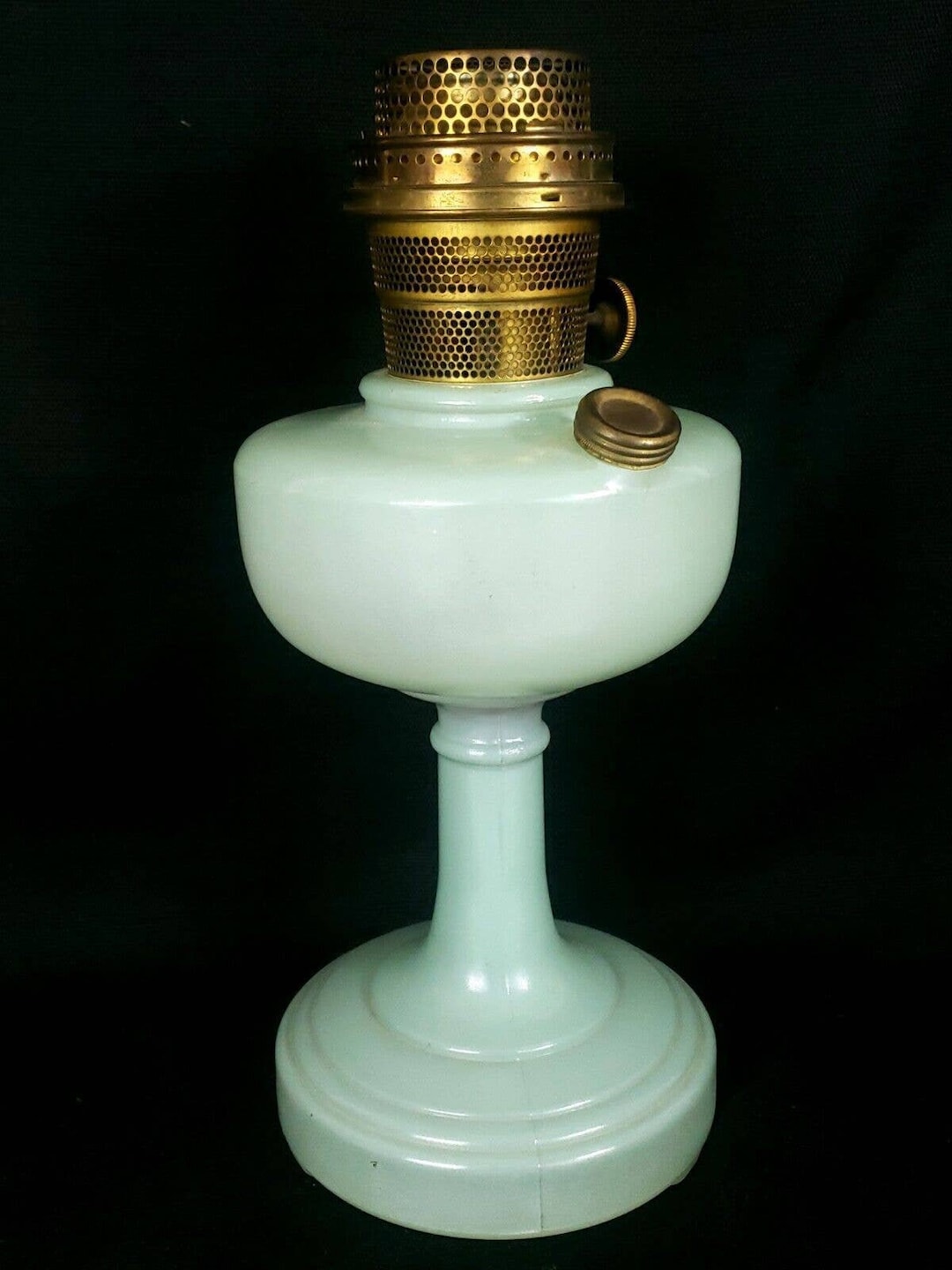 Aladdin Model B B29 Simplicity Green Oil Lamp 19481953 Light Jadeite