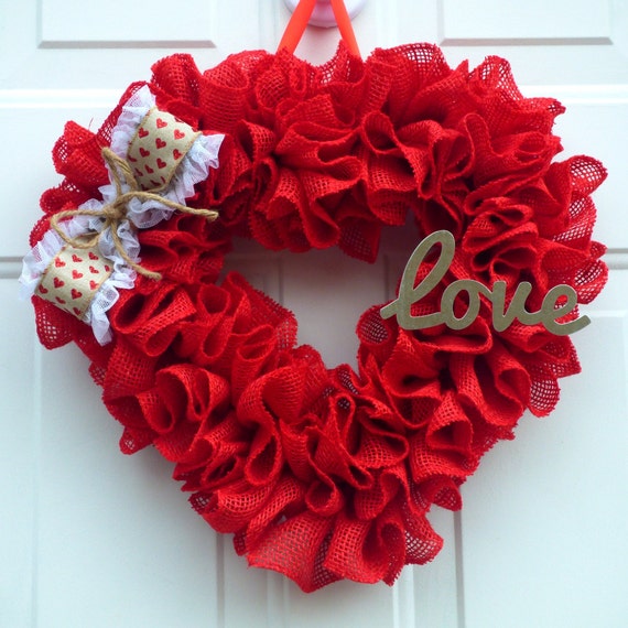 Valentine Wreath/ Valentines Day Wreath/ Valentines Wreaths for Front Door/  Burlap Wreath/ Heart Wreath/ Red Love Wreath/ Red Valentine 