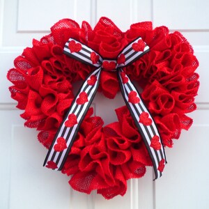 Valentines Wreath/ Valentine Wreaths for Front Door/ Valentines Day Decor/ Red Heart Wreath/ Burlap Valentines Wreath/ Valentines Day Wreath
