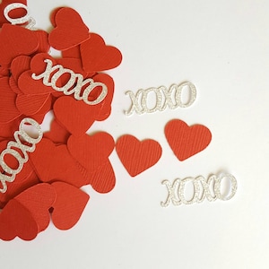 Valentijnsdagconfetti - 200 stuks confetti - XOXO - rood en zilver - feestconfetti - rode harten