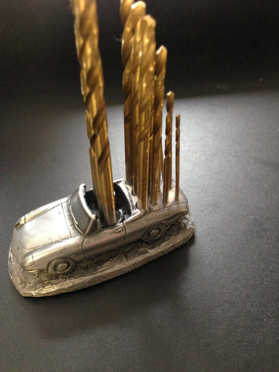 Drill Bit Holder Alfa Romeo Giulia 1300 15 drill bits 1//1.5//2//2.5//3mm HSS ref2