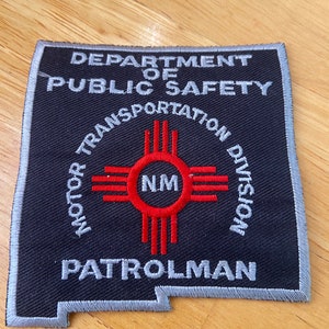Vintage New Mexico Department of Public Saftey Patrolman. Excellent condition. Approximately 3 1/4 by 3 1/2 inches. No international sales.