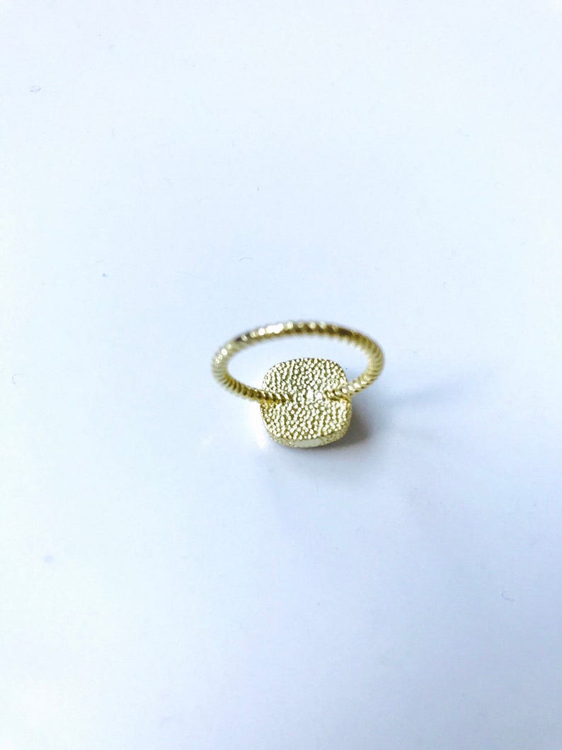 Rose Druzy Solitaire Ring 24K Gold Titanium with Twisted Band