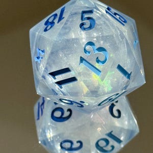 Crystallized Blizzard And Ice Oversized 30mm D20