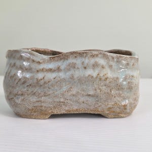 Hand built coiled stoneware, bonsai, shohin or mame plant pot, horseshoe feet