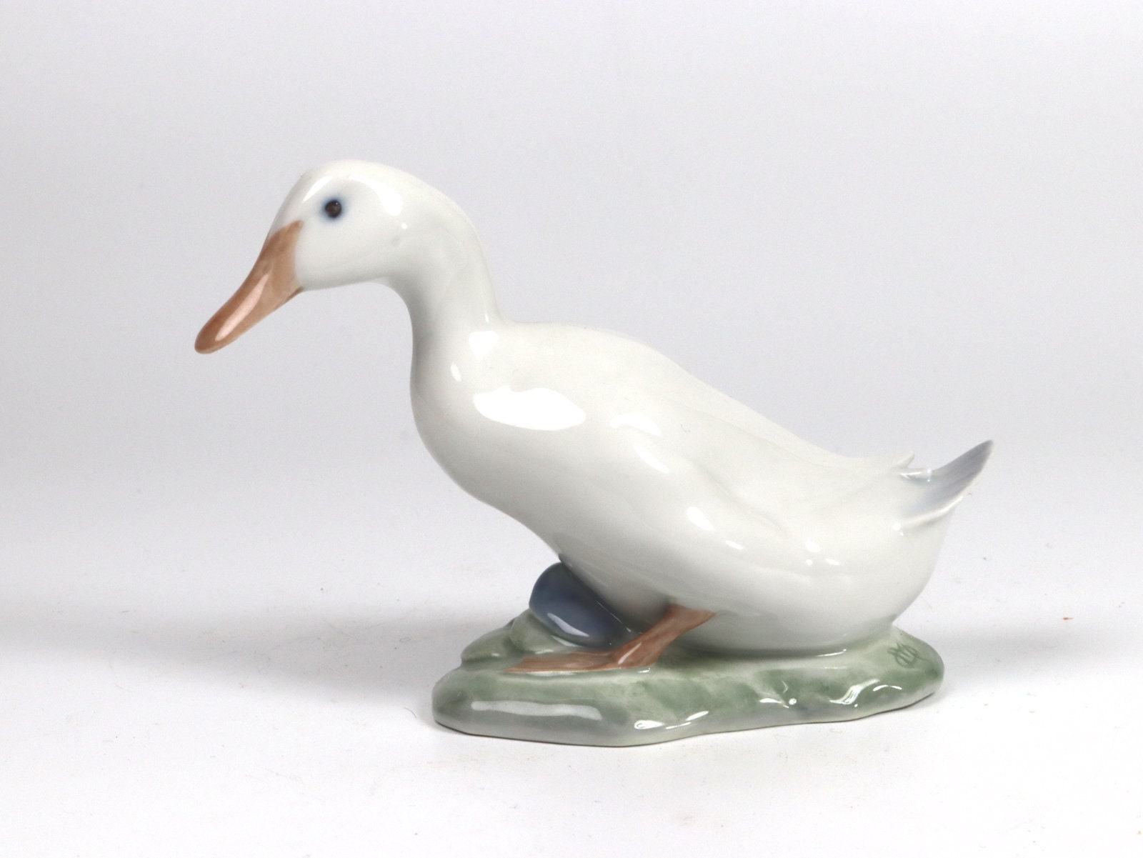 ロイヤルコペンハーゲン　　アヒルの置物 ロイヤルコペンハーゲンのアヒルの置物 1192 - Etsy 日本