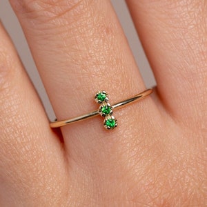 Tsavorite Ring 14K Gold - Green Garnet Ring Minimalist - Everyday Jewelry for Women - GR00027-005