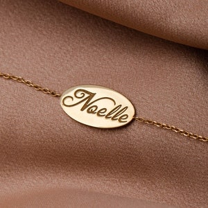 Custom Personalized Jewelry Gift for Her 14K Gold Name Bracelet Oval Disc Engraved Dainty Chain Kids Name Bracelet for New Mom GB00031