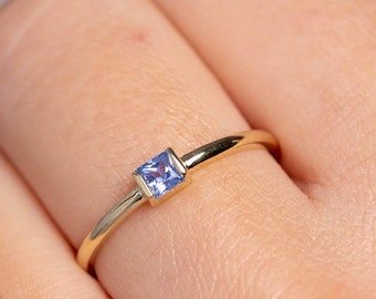 Hellblauer Saphir Ring 14K Gold - Zierlicher Stapelring mit Natürlichem Edelstein für Damen - GR00237-001