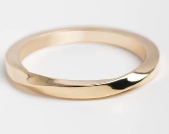 Twisted Wedding Band Ring for Women 14K Solid Gold Mobius - Minimalist Stacking Gold Ring - GR00167