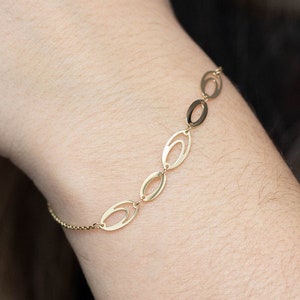 Dainty Oval Chain Bracelet 14K Gold - Solid Gold Stacking Bracelet for Women - Gift for Her GB00028