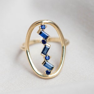 Bague Art Déco Saphir Bleu Baguette en Or 14K Bague Ovale Déclaration pour Femme GR00219 001 image 2