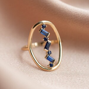 Bague Art Déco Saphir Bleu Baguette en Or 14K Bague Ovale Déclaration pour Femme GR00219 001 image 3