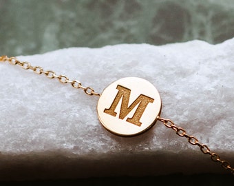 Custom Bracelet, Gold Initial Disc Bracelet, 14K Gold Personalized Bracelet, Custom Letter Bracelet, Mommy Jewelry, Birthday Gift GB00033