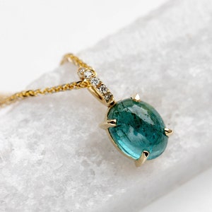 Collar de turmalina verde con diamantes en oro de 14 quilates - Regalo de aniversario para mujer - Colgante de piedra preciosa natural en cadena de oro macizo GN00121