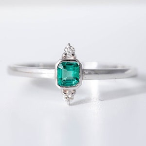 Emerald Engagement Ring - 14K White Gold Emerald Diamond Ring Modern - GR00255
