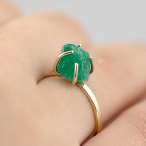 Raw Emerald Engagement Ring 14K Solid Gold - Natural Bright Green Gemstone Prong Set Ring - Kyklos Jewelry GR00059