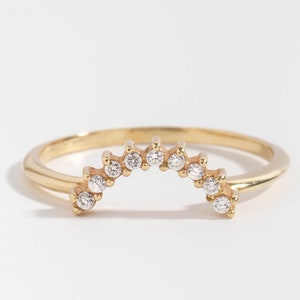 Gebogener Ehering, Goldring stapelbar, Diamant-Hochzeitsring, gebogenes Goldband GR00075