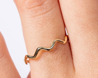 Zig Zag Ring 14K Gold - Wavy Band Simple Dainty Stacking Alternative Wedding - Kyklos Jewelry  GR00019